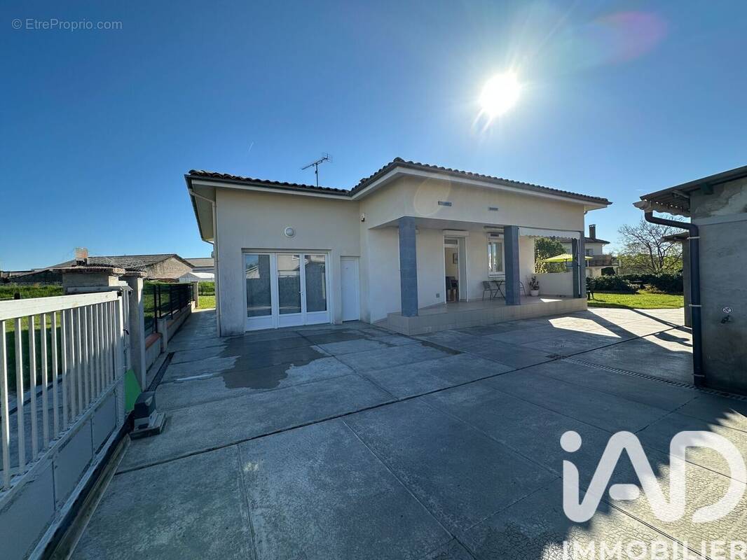 Photo 1 - Maison à BIAS