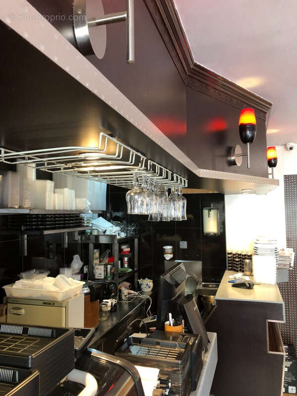 Autre à LEVALLOIS-PERRET