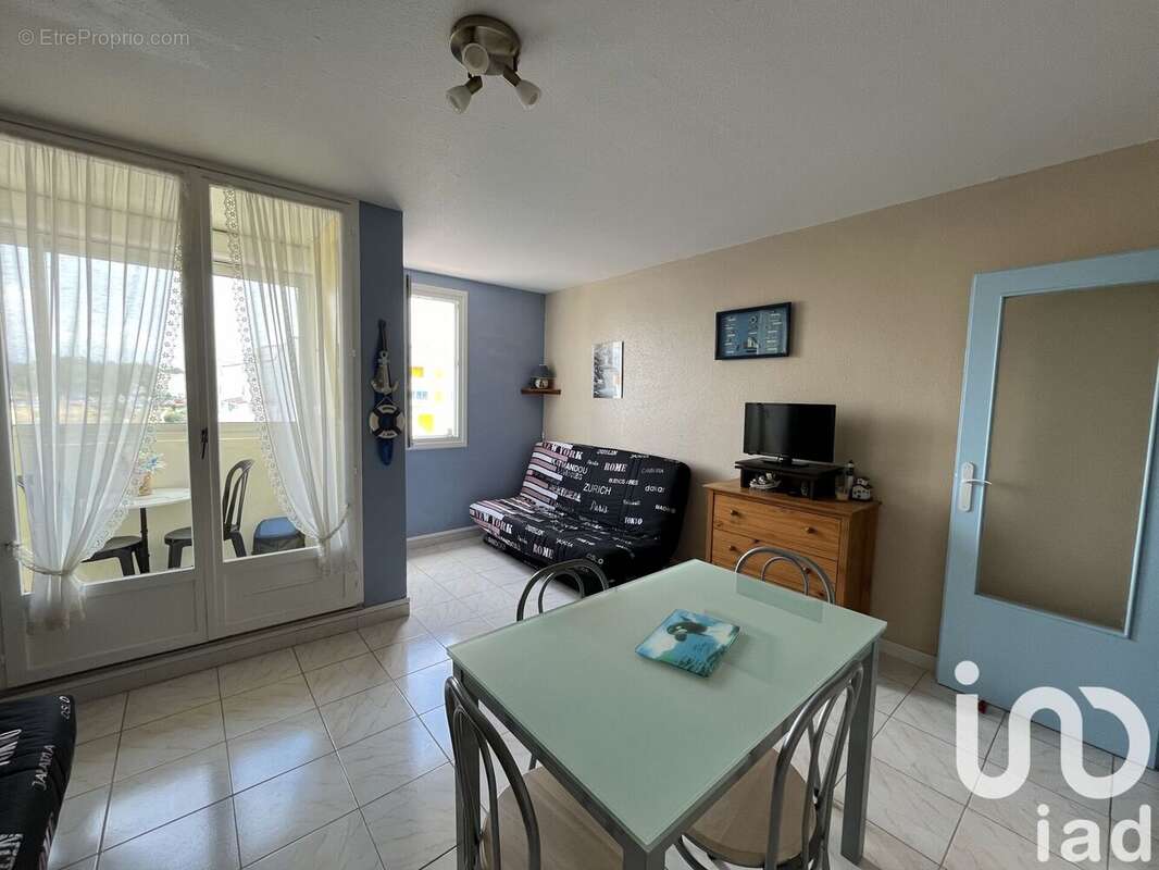 Photo 3