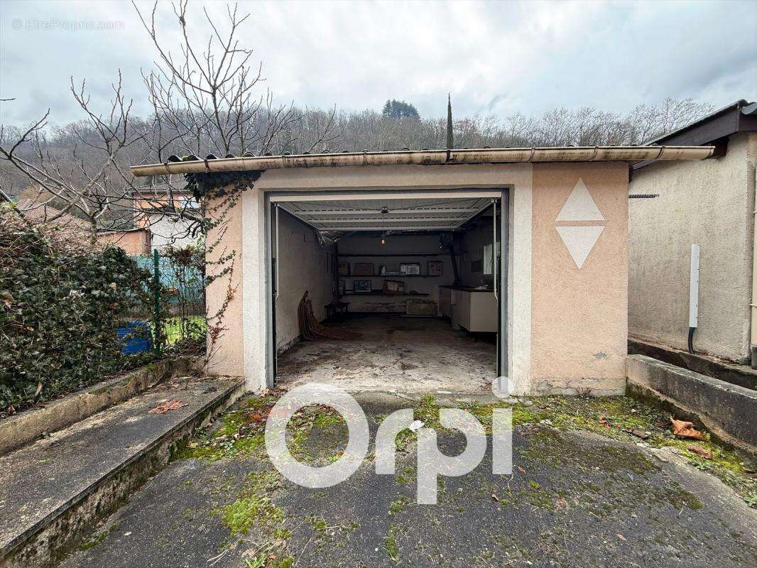 Appartement à FROGES