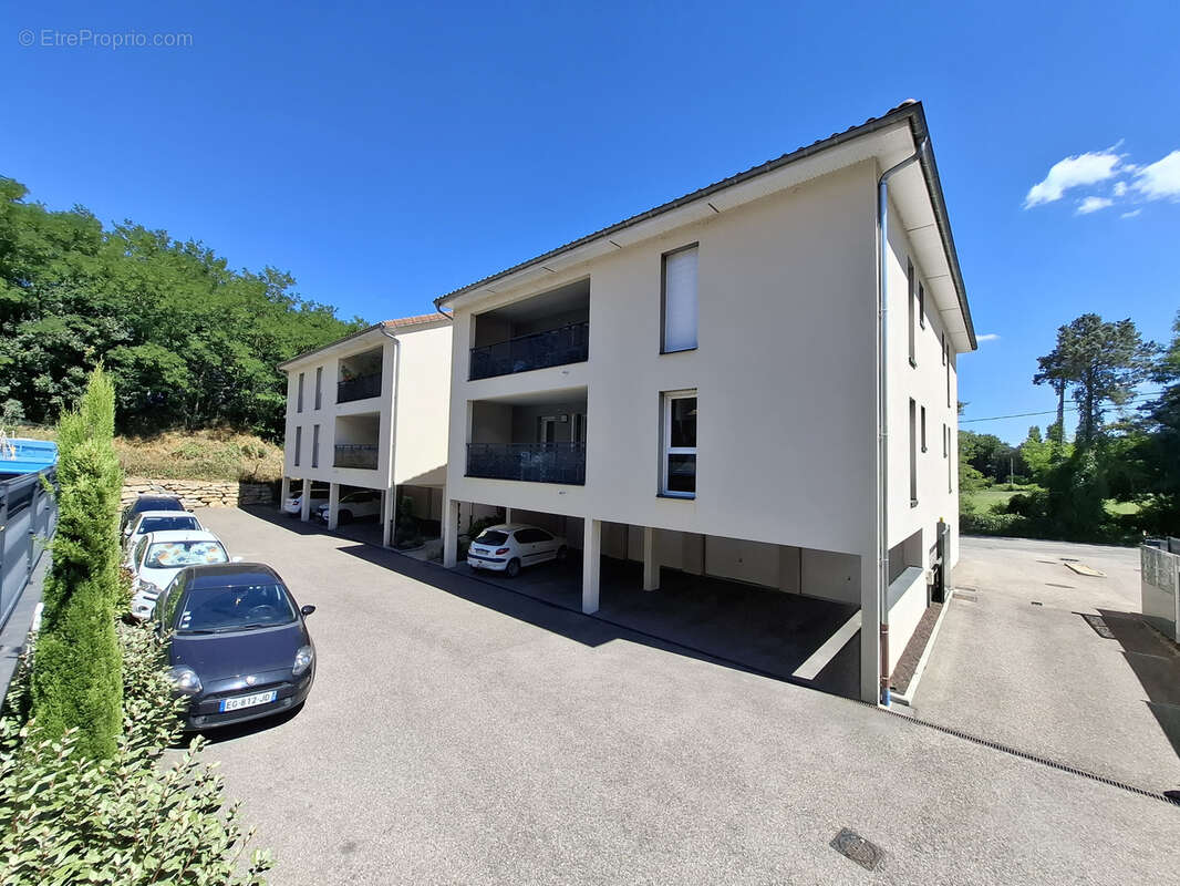 Appartement à JARDIN