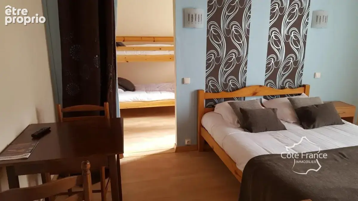 Auberge familiale de 8 chambres avec dépendances dans un lie - photo 21