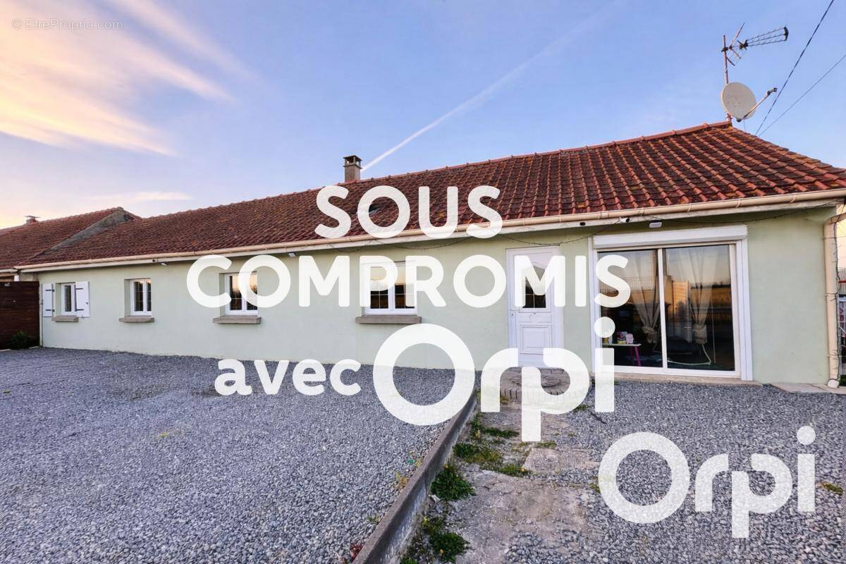 Maison à LES ATTAQUES