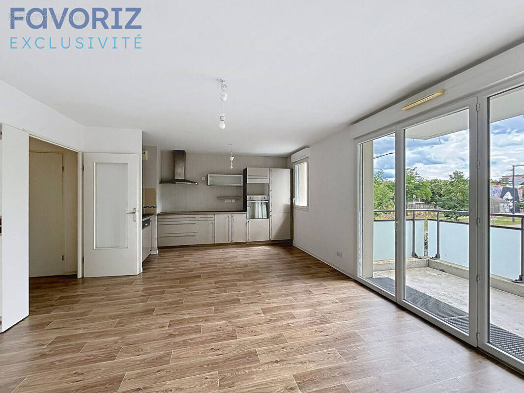 Appartement à CHENOVE