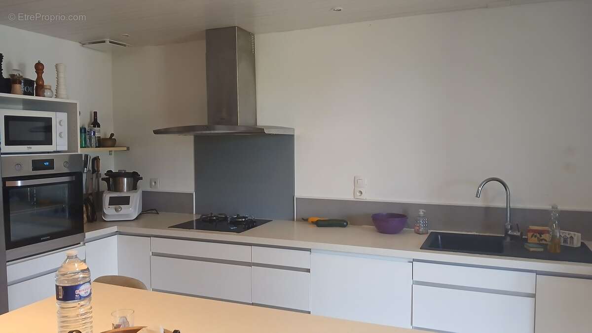 Maison 197 m² à Courgeac  - photo 8