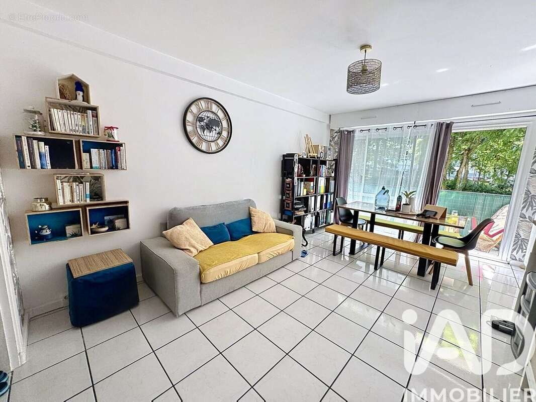 Photo 2 - Appartement à SAINT-MICHEL-SUR-ORGE