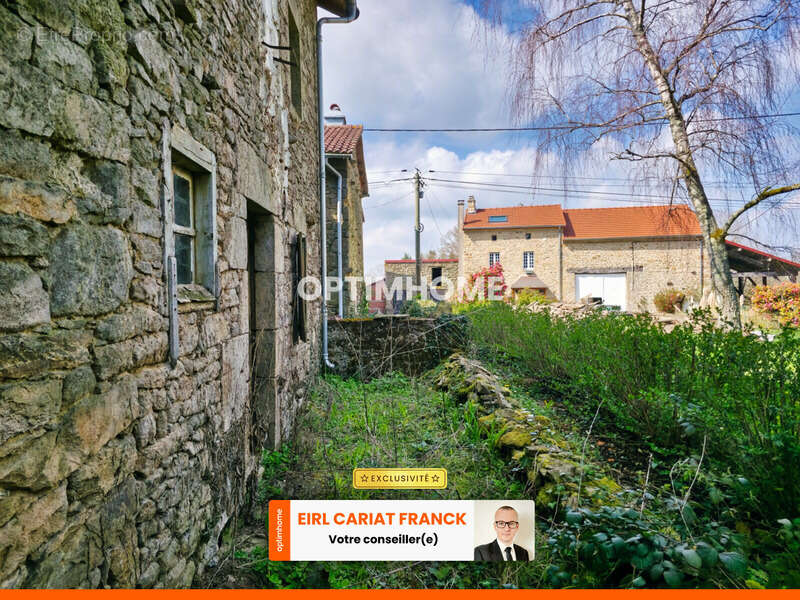 Maison à SAINT-AMAND-MAGNAZEIX