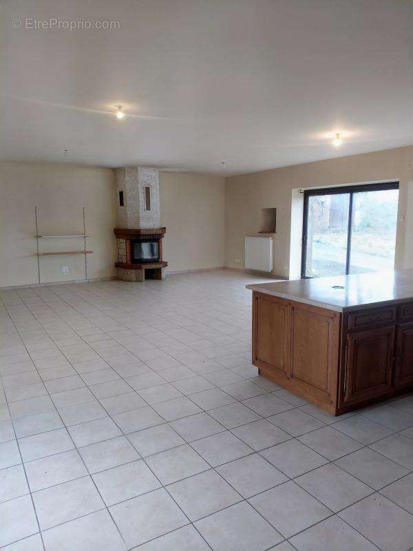 Maison à SAUXILLANGES