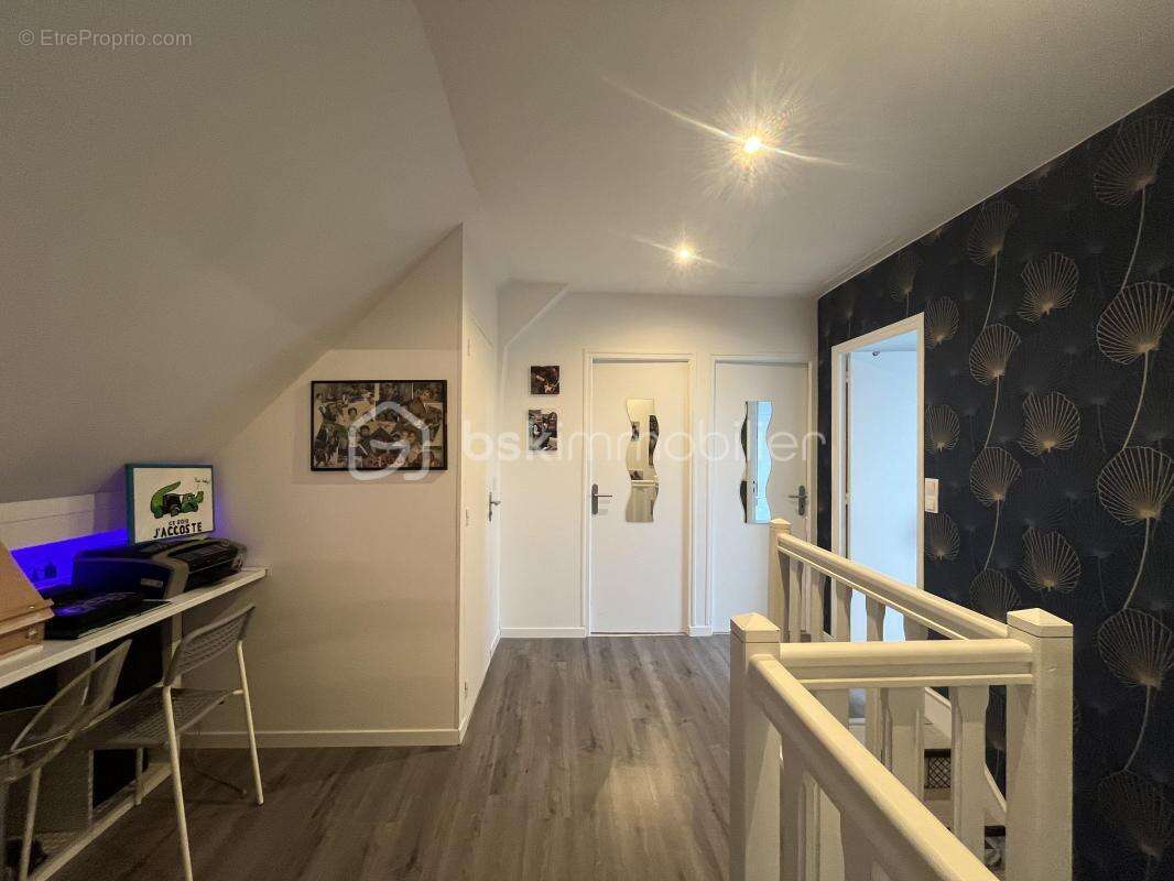 Maison spacieuse sans aucun travaux - Montfermeil quartier pavillonnaire limite Coubron - photo 21
