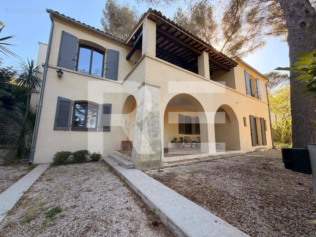 Maison à NIMES