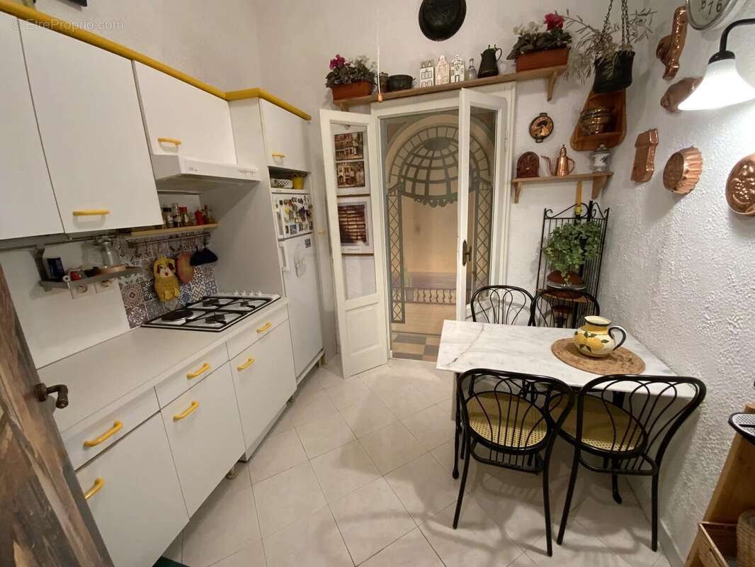 Appartement à MENTON