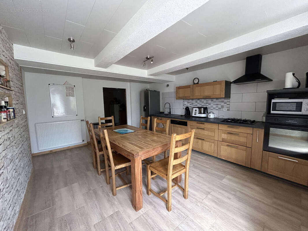 Photo 6 - Maison à GUYANS-VENNES