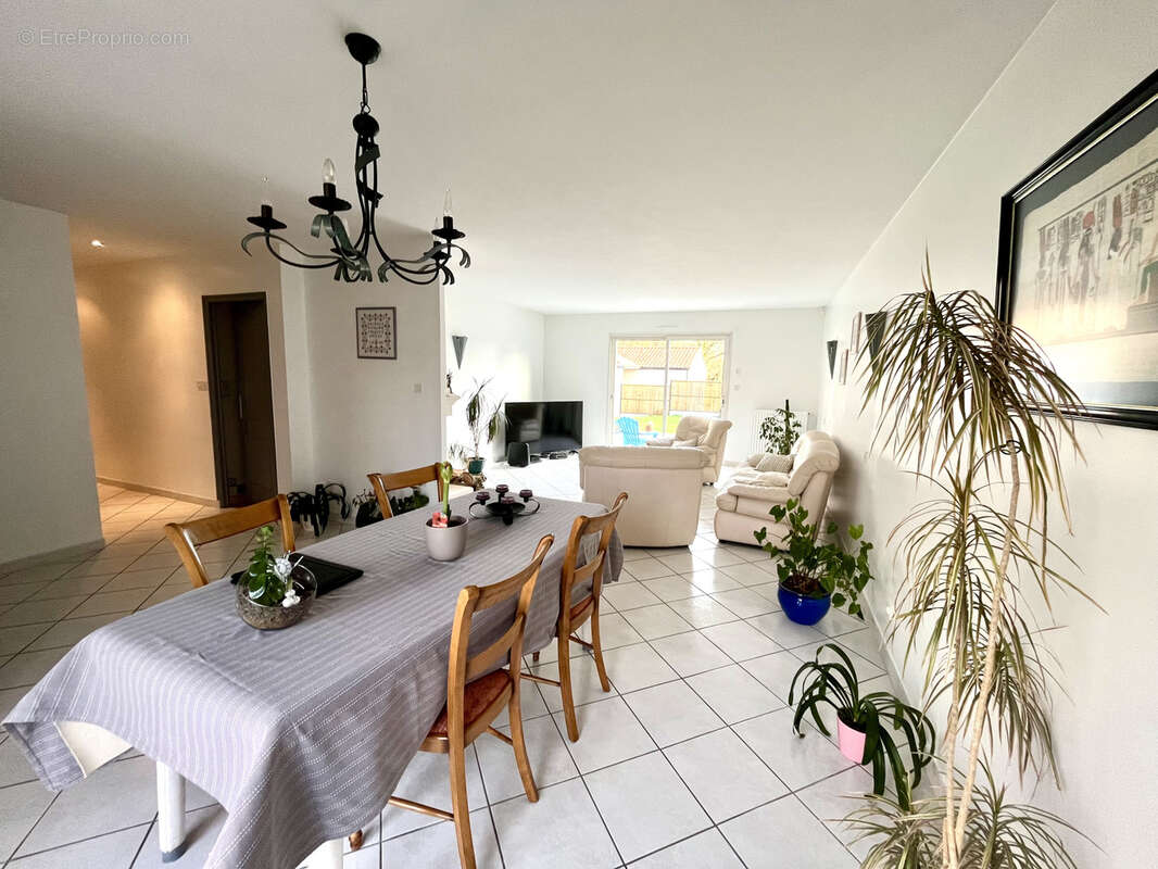 Maison à PONT-SAINT-MARTIN