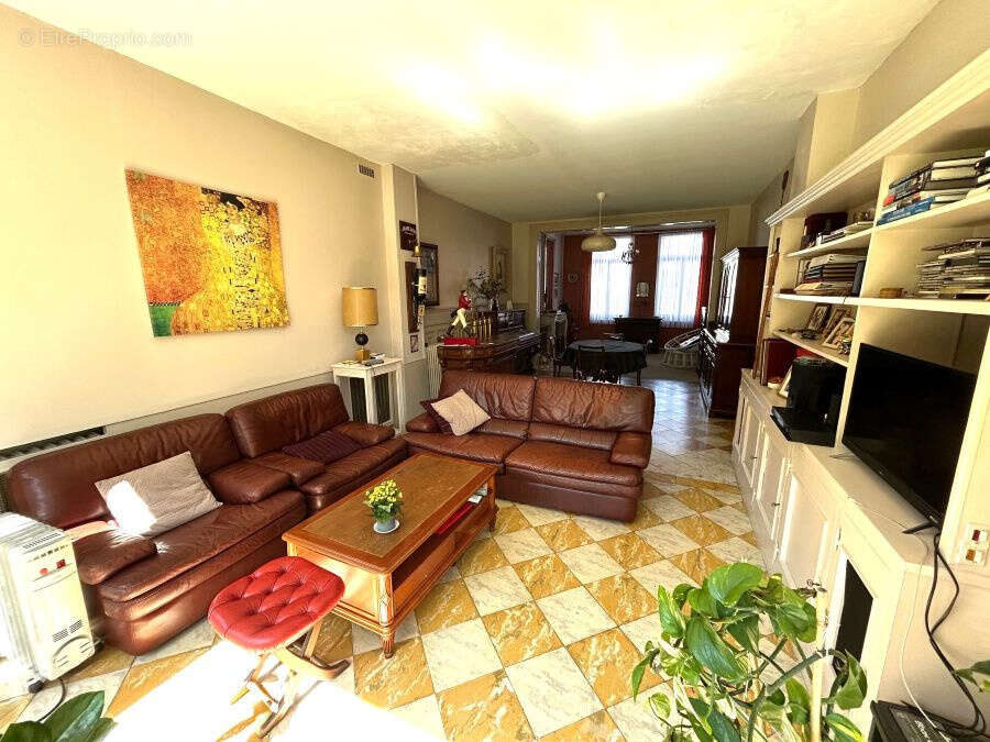Maison à SAINT-AMAND-LES-EAUX