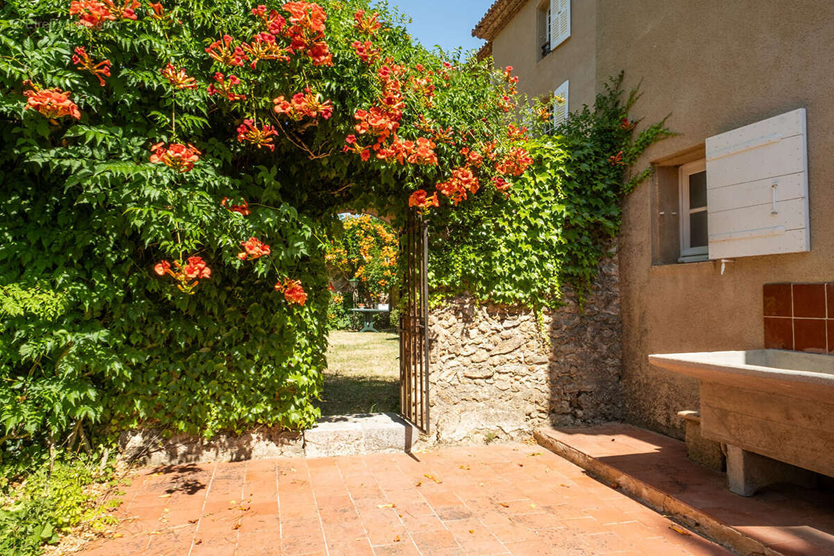 Maison à LE VAL