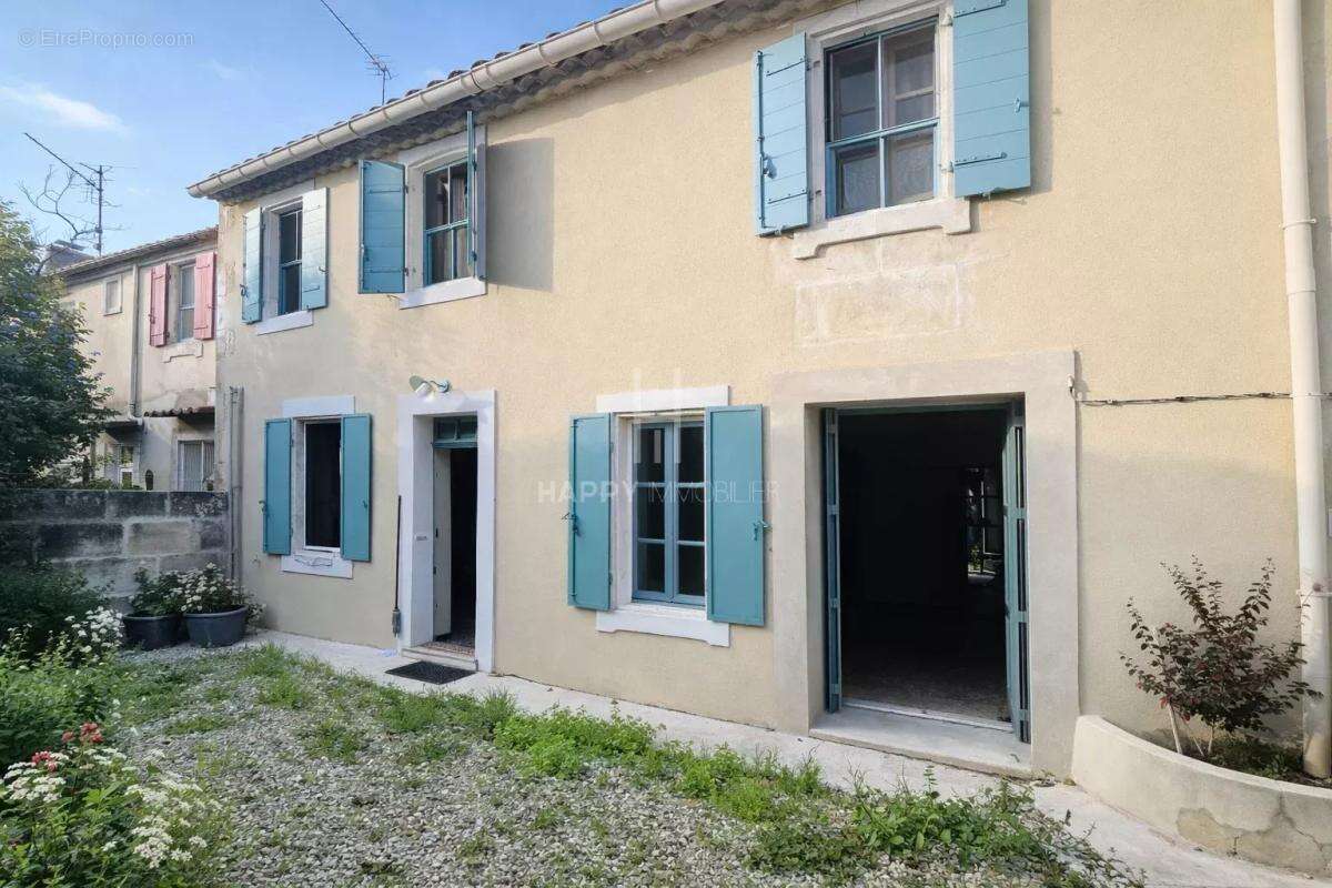 Maison à MAUSSANE-LES-ALPILLES