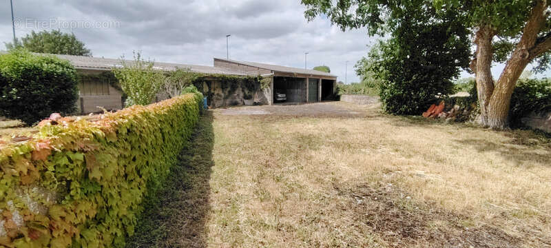 Maison à AIRVAULT