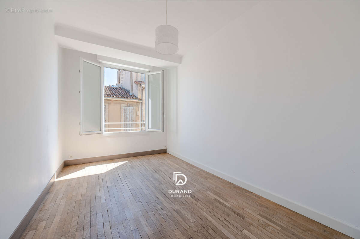 Appartement à MARSEILLE-8E