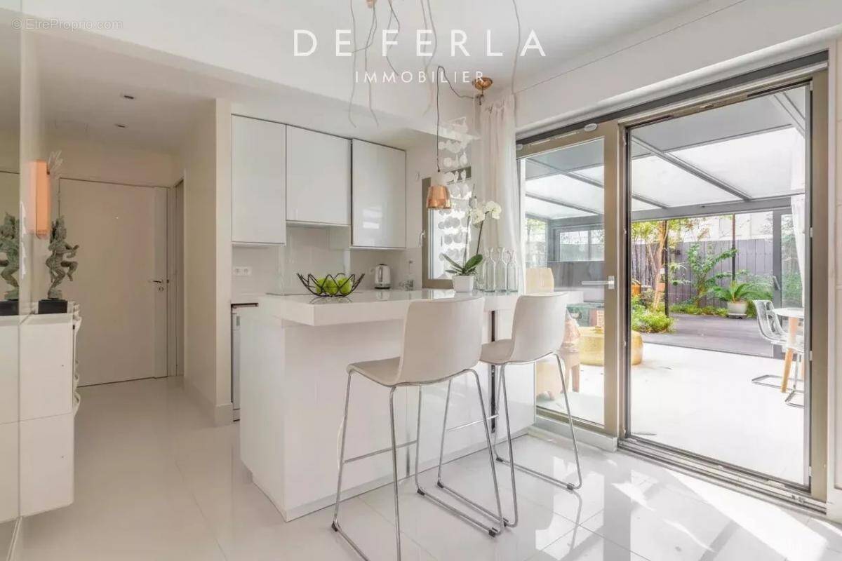 Appartement à PARIS-5E