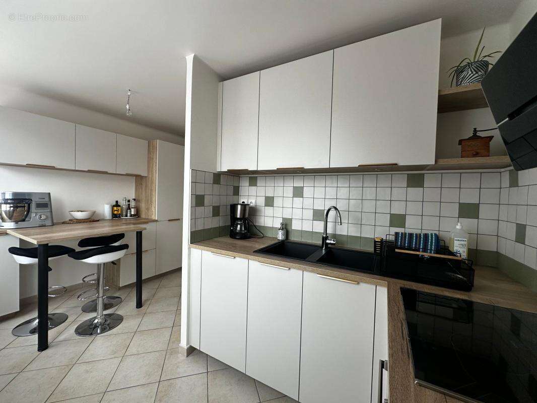 À Vendre en Exclusivité ! ANNECY - Appartement 3 pièces proche du Lac - photo 5