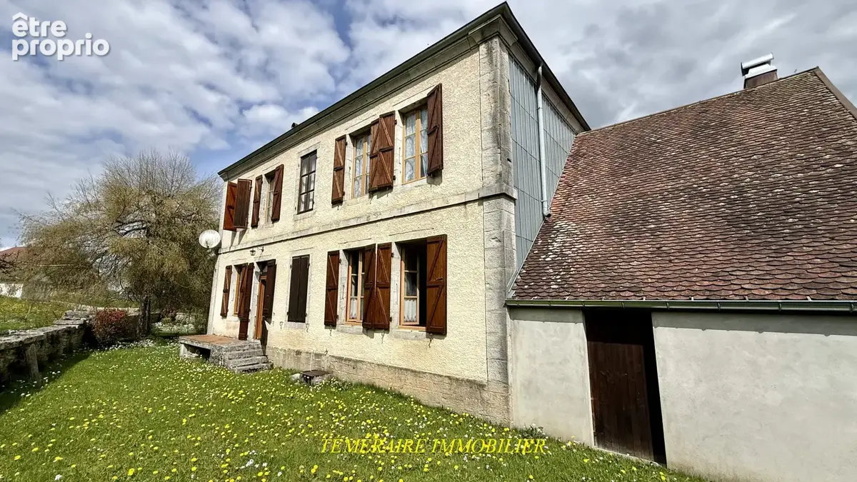 10 min de Champagnole - Les Nans - Situé au centre du village, ancien Presbytère des années 1800 - photo 4