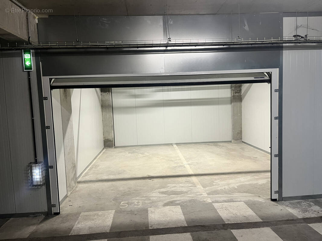 Parking à LA ROCHELLE