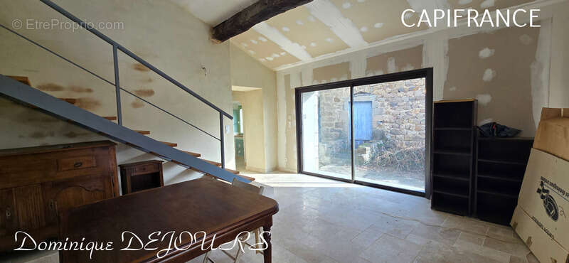 Maison à SAINT-MAURICE-EN-CHALENCON