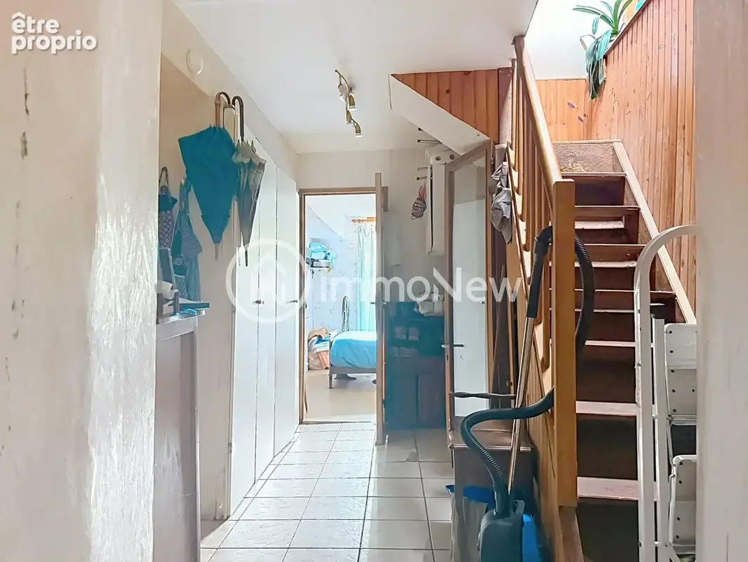 Maison a proximite du bourg avec vie de plain pied - photo 5