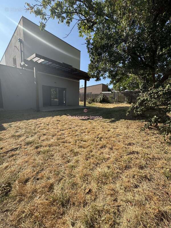Maison 109 m² à Artigues-Pres-Bordeaux  - photo 18