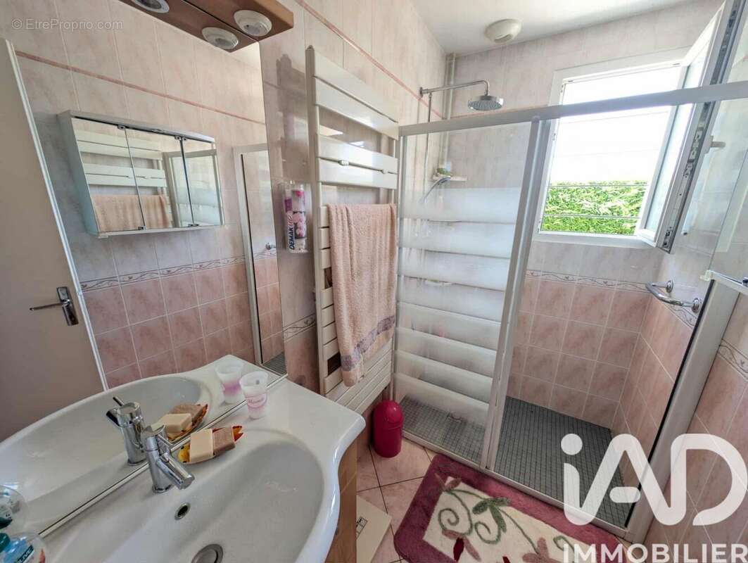 Photo 6 - Maison à COUTRAS