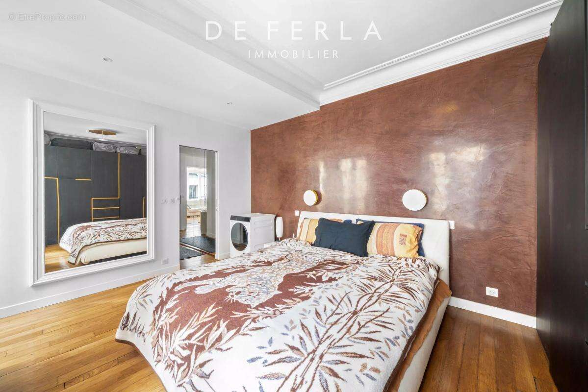 Appartement à PARIS-15E