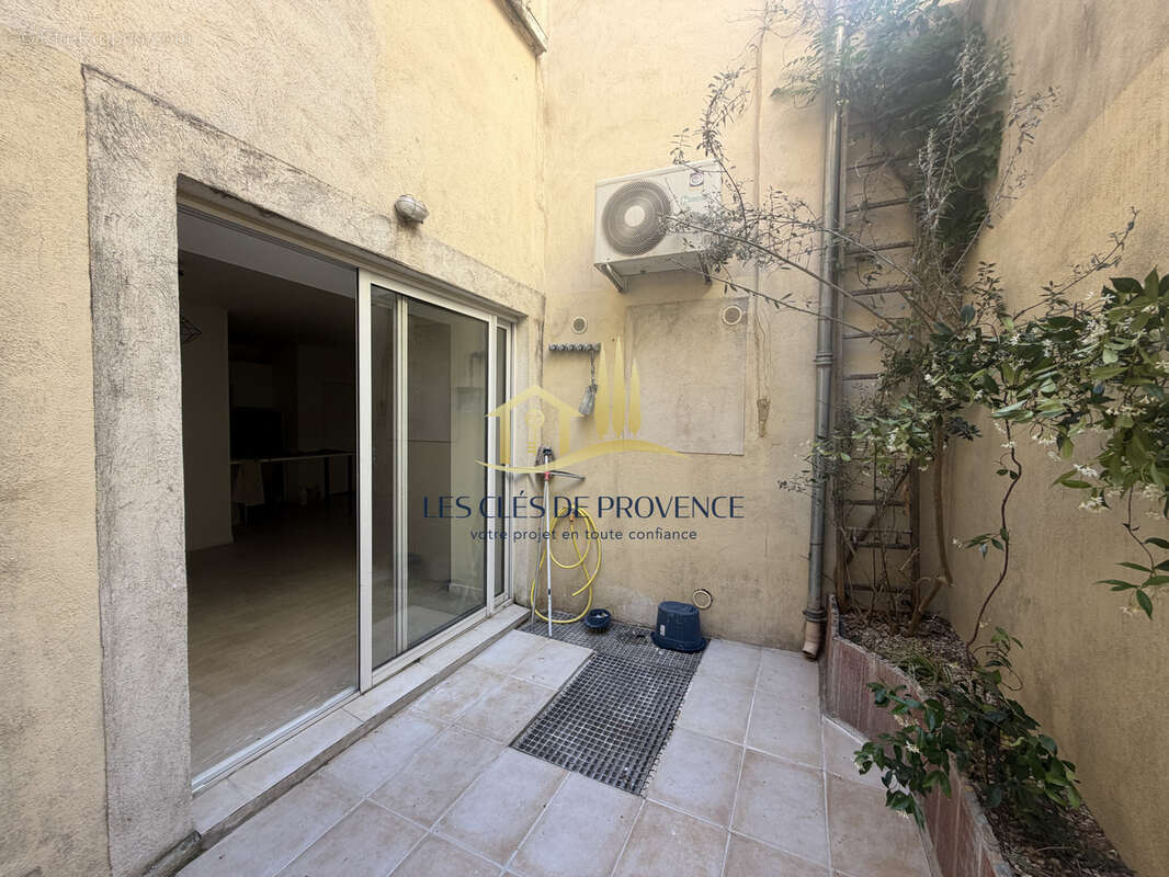 Appartement à SALON-DE-PROVENCE