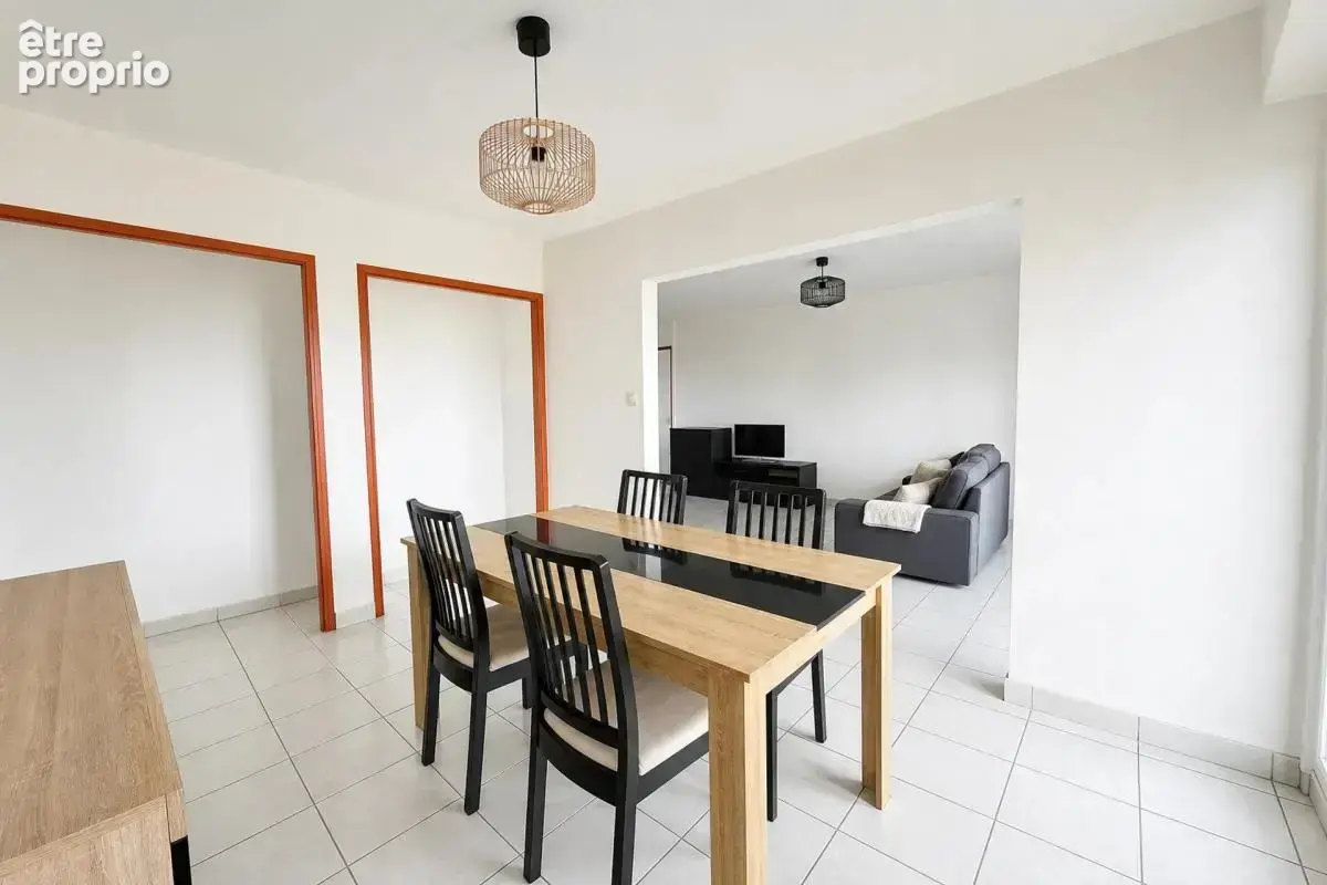 Spacieux T4 lumineux avec balcon, Rillieux-la-Pape - photo 9
