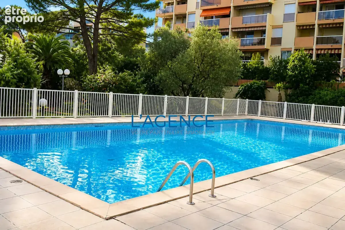 Appartement à HYERES