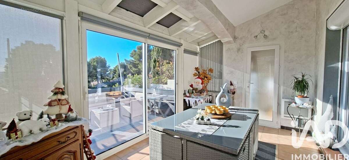 Photo 2 - Maison à VITROLLES