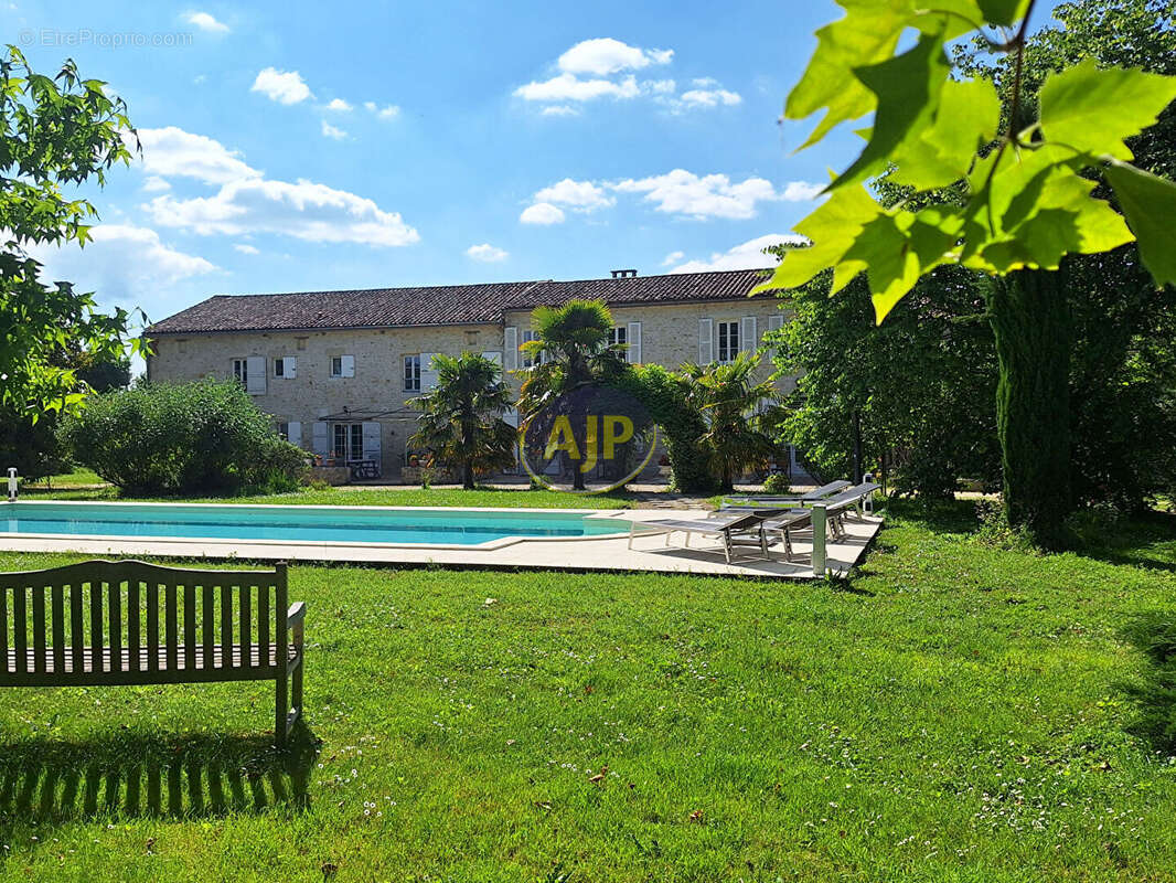 Maison à LESPARRE-MEDOC