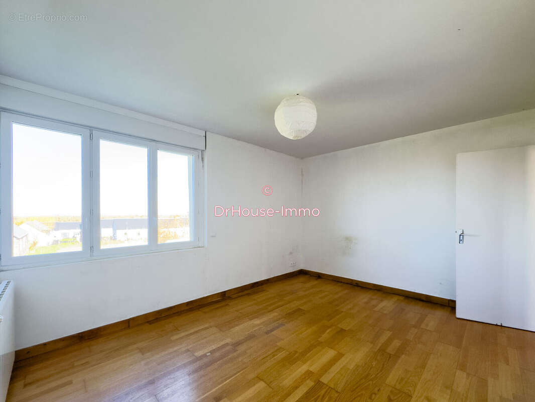 Maison 120 m² à Gouville-Sur-Mer  - photo 6