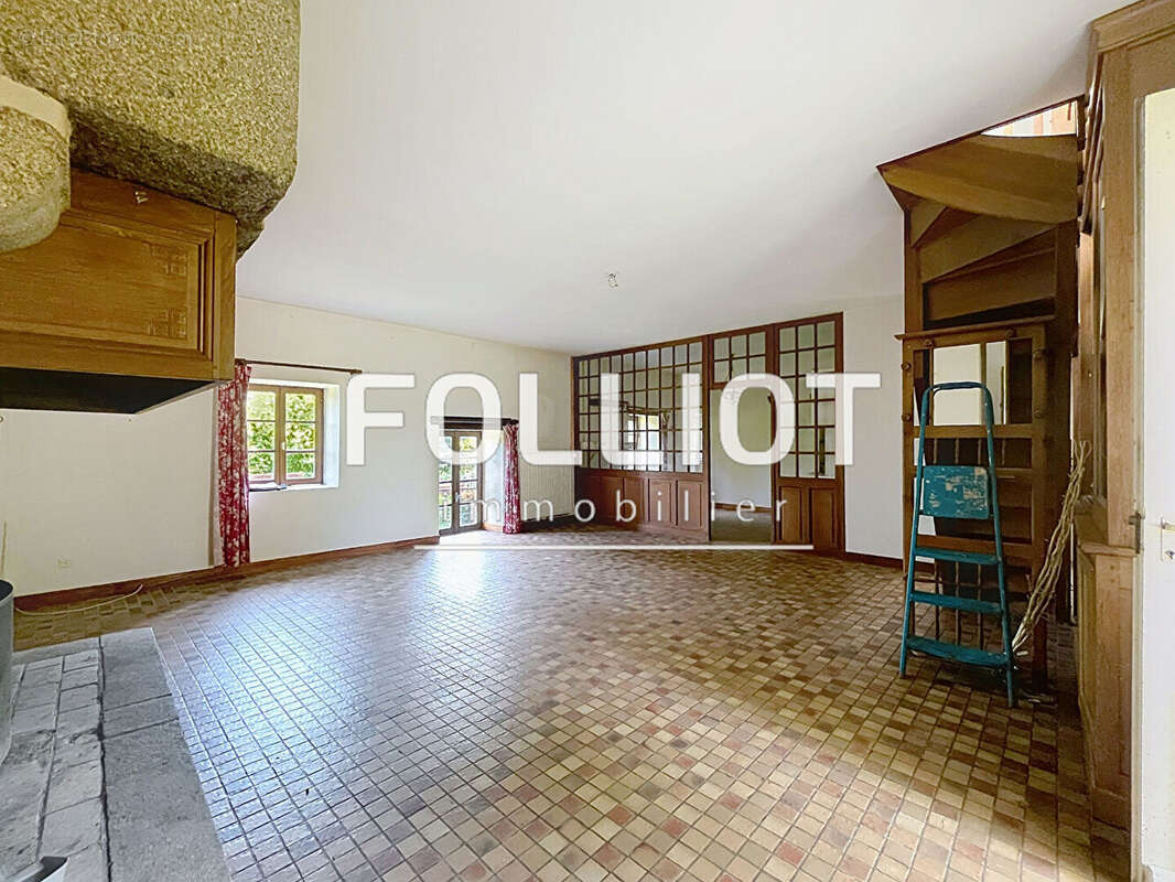 Maison à vendre à Saint Aubin des Préaux - Réf 12557DH - photo 7