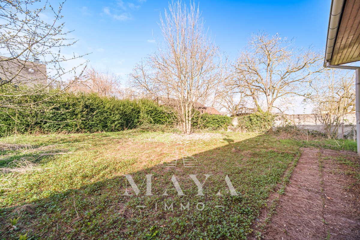 Sierentz, Maison de Plain-Pied sur 12.47 ares. - photo 16