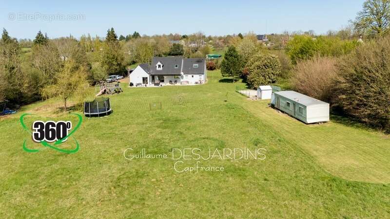 Maison à AUBRY-LE-PANTHOU