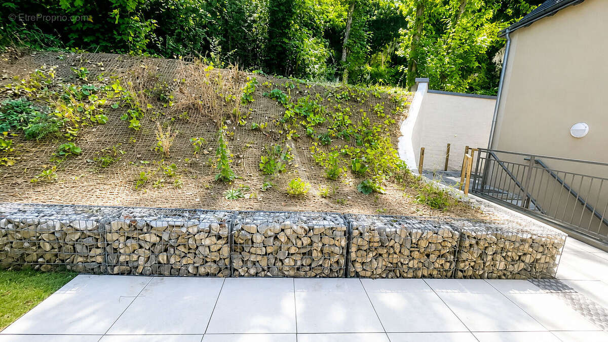 Appartement Amboise 3 pièces + Terrasse + Parking - centre ville - photo 6