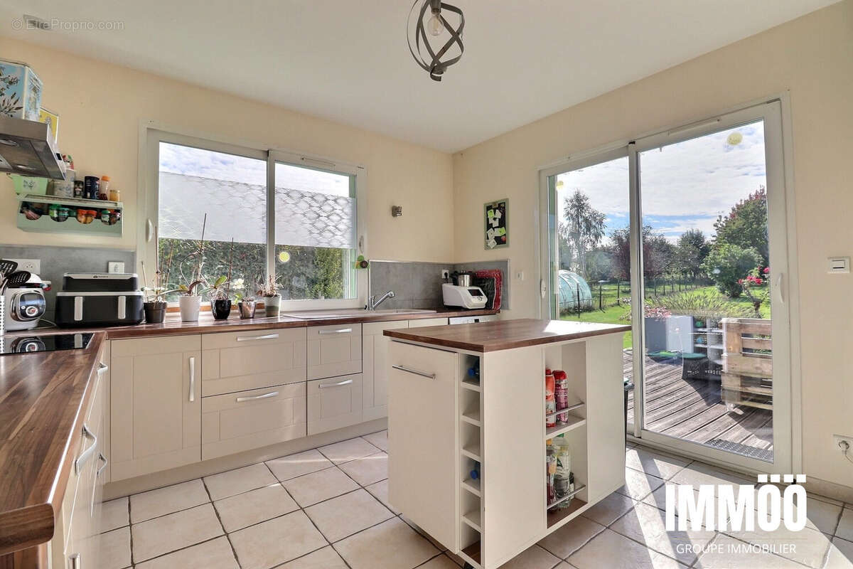 Maison à SAINT-PIERRE-DE-VARENGEVILLE