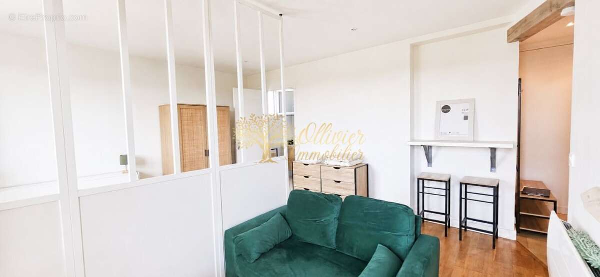 Appartement à SAINT-MAUR-DES-FOSSES