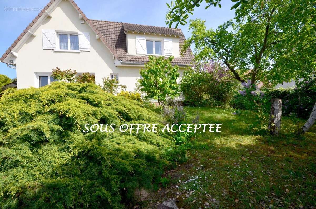Maison à CROISSY-SUR-SEINE
