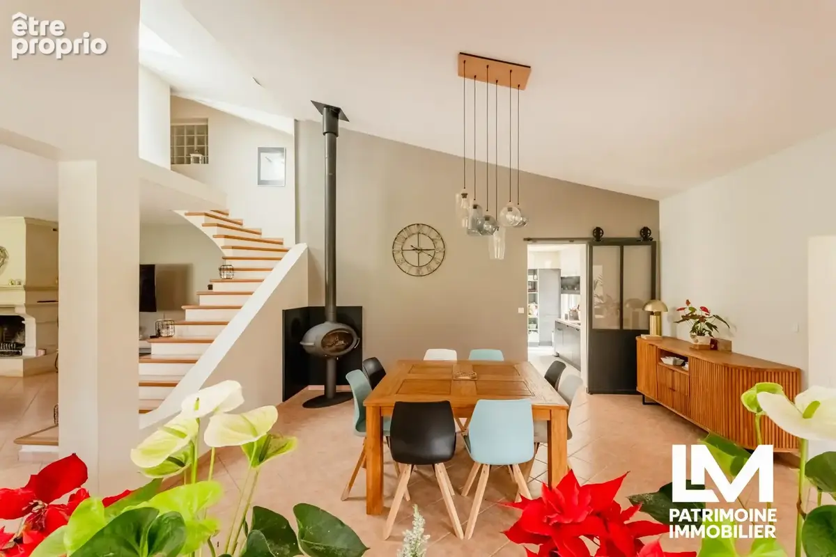 Maison 10 pièces 335 m² à vendre à Beziers (34500) - photo 1