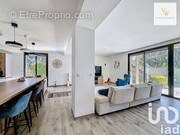 Photo 1 - Maison à SAINT-CLEMENT-DE-RIVIERE