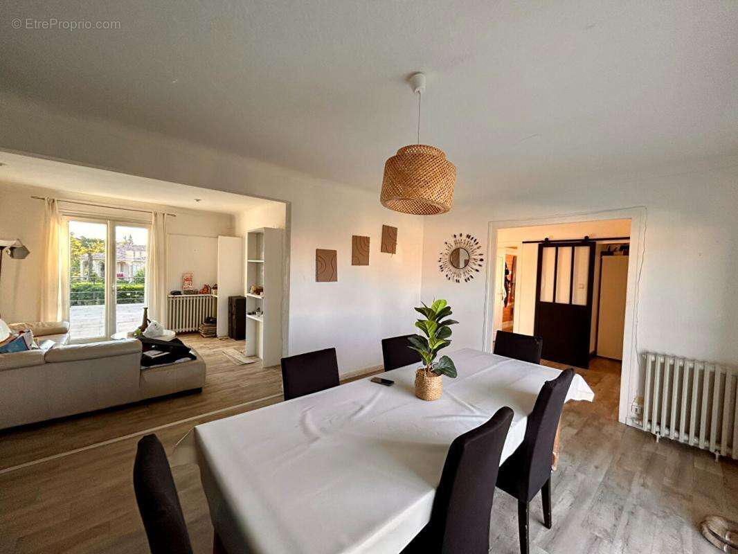 Maison à SAINT-ASTIER