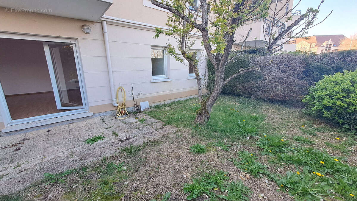 Appartement à SAINT-REMY-LES-CHEVREUSE