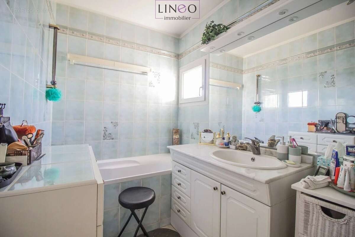 Appartement à CHOISY-LE-ROI