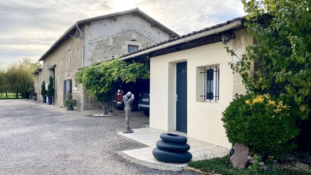 Maison à SAINT-MAIXENT-L&#039;ECOLE